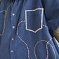Chemise vintage à manche courte bleu avec billes, laine et lignes abstraites brodées à la main par l’artiste et désigner québécoise Caroline Auger