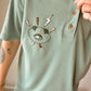 T-shirt polo vert vintage à motif d’œil old school brodé à la main au Québec par l’artiste Caroline Auger